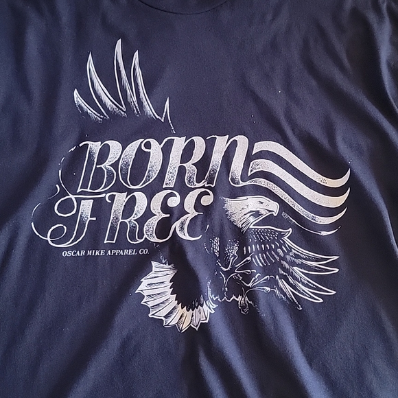 Graphic Tee shirt "Born Free" - Picture 2 of 3